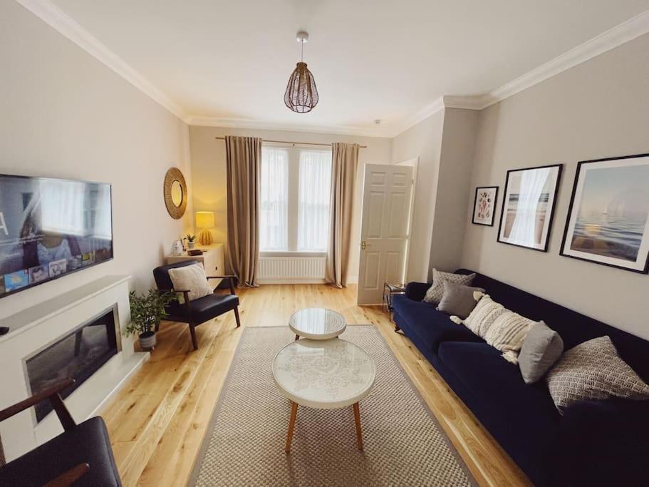 Tynemouth Seaside 3 Bed House Close To Beach/Bars/Restaurants - Parking Space Included Villa Buitenkant foto