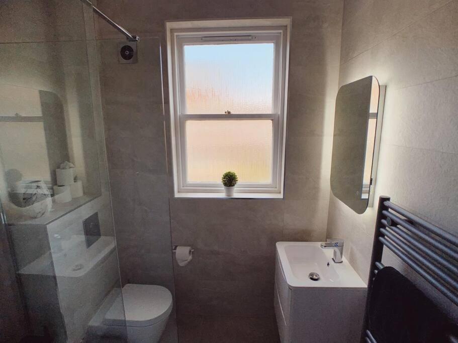 Tynemouth Seaside 3 Bed House Close To Beach/Bars/Restaurants - Parking Space Included Villa Buitenkant foto
