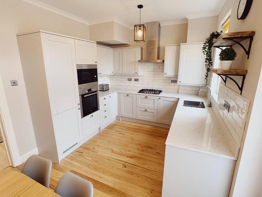 Tynemouth Seaside 3 Bed House Close To Beach/Bars/Restaurants - Parking Space Included Villa Buitenkant foto